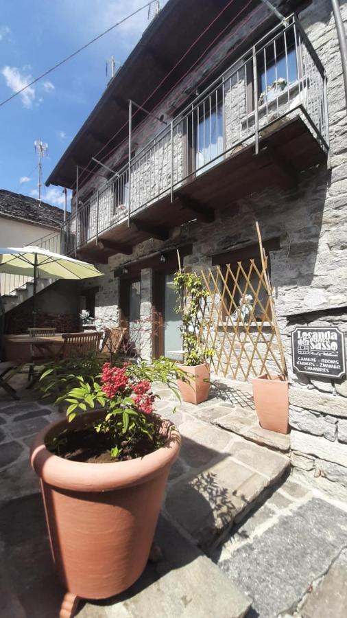 Locanda Del Sasso Rooms Crodo Kültér fotó