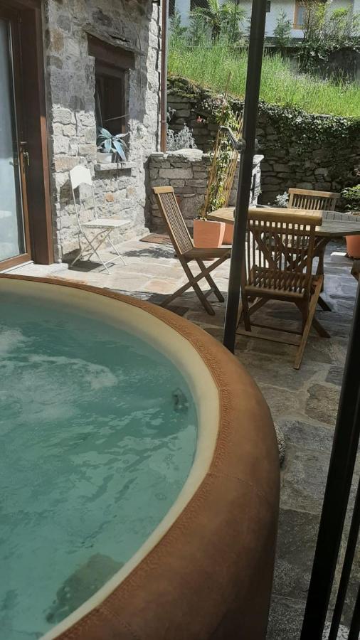 Locanda Del Sasso Rooms Crodo Kültér fotó