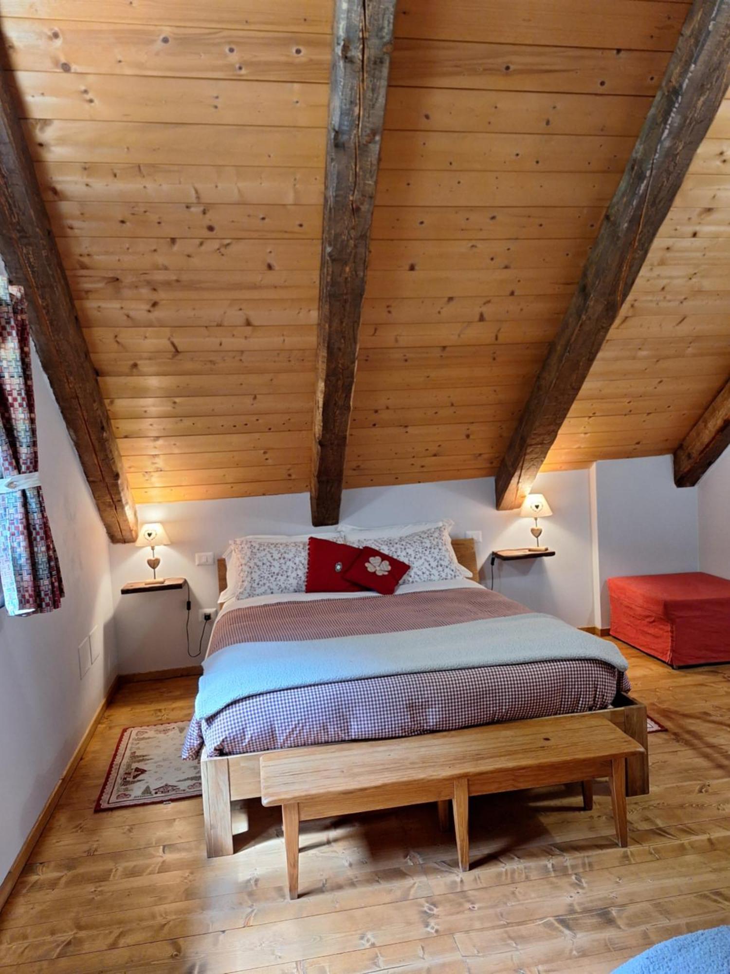 Locanda Del Sasso Rooms Crodo Kültér fotó