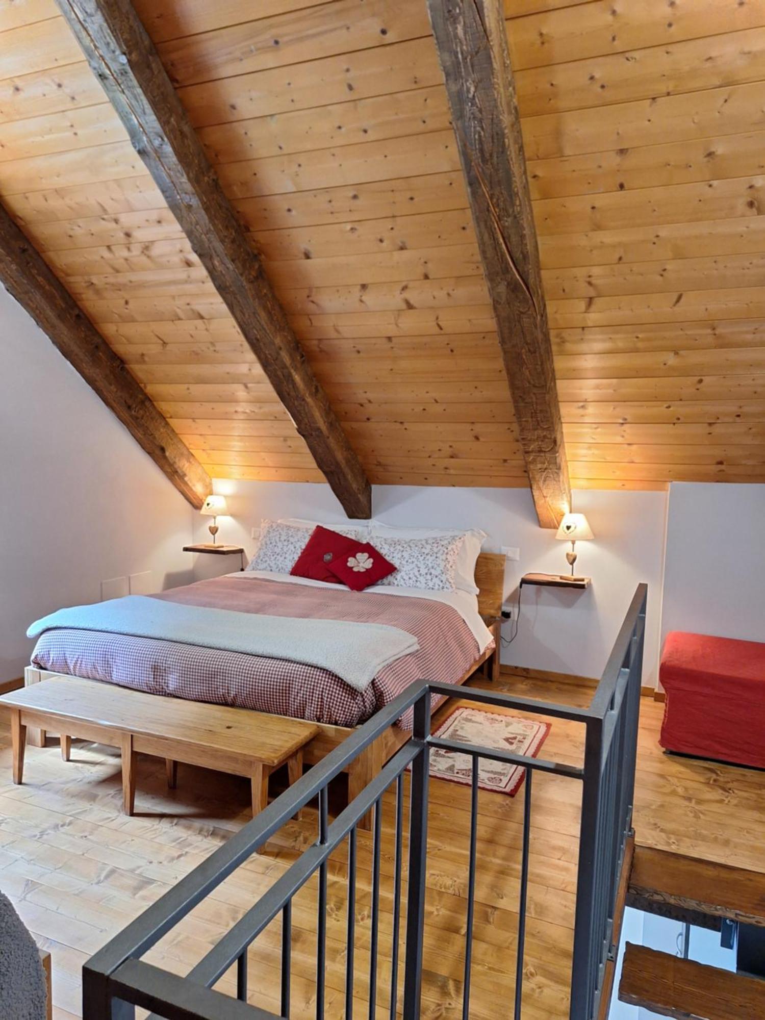 Locanda Del Sasso Rooms Crodo Kültér fotó